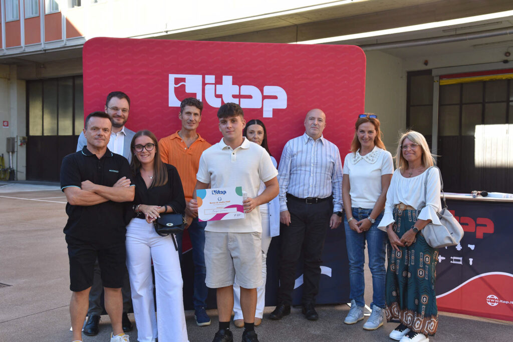 Borse di studio figli dei dipendenti 2024 - gallery 3-jpg